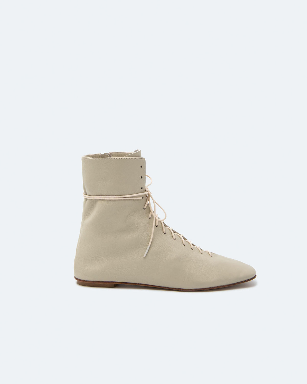 STIVALETTO CON LACCI
