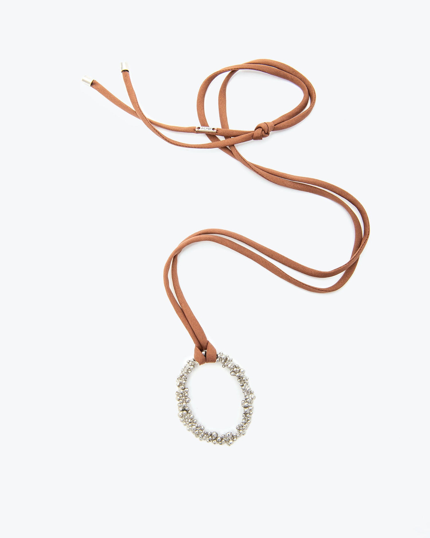 NECKLACE WITH PENDANT