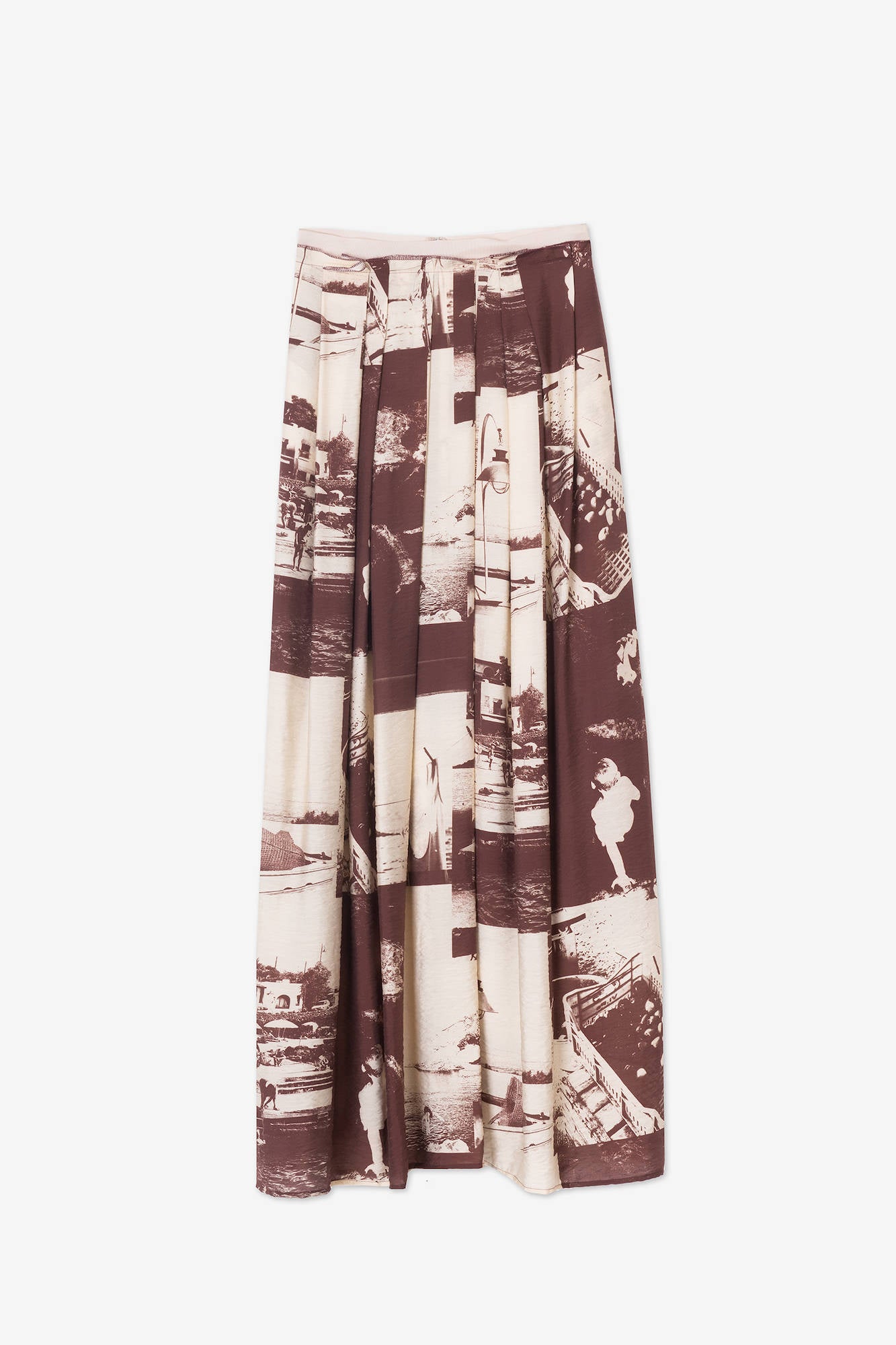 PHOTO PRINT PLEATED SKIRT