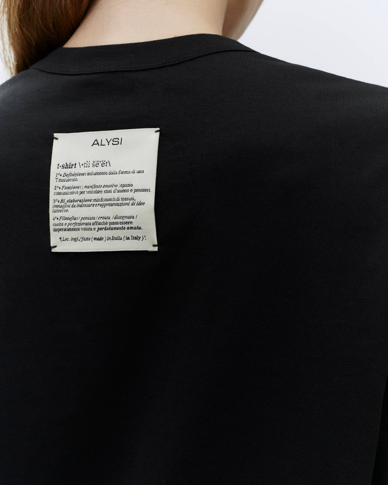 LONG SLEEVE T-SHIRT
