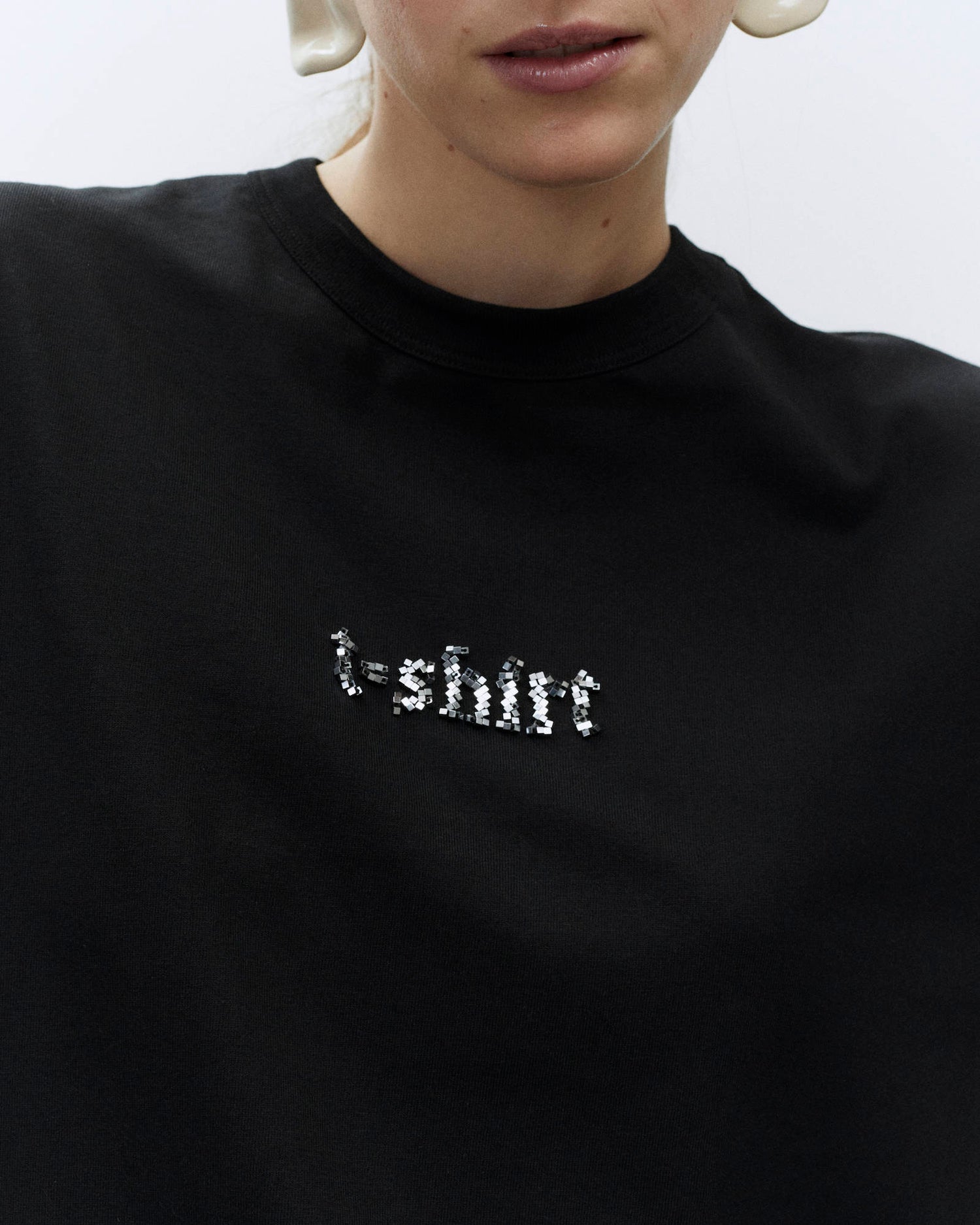 LONG SLEEVE T-SHIRT