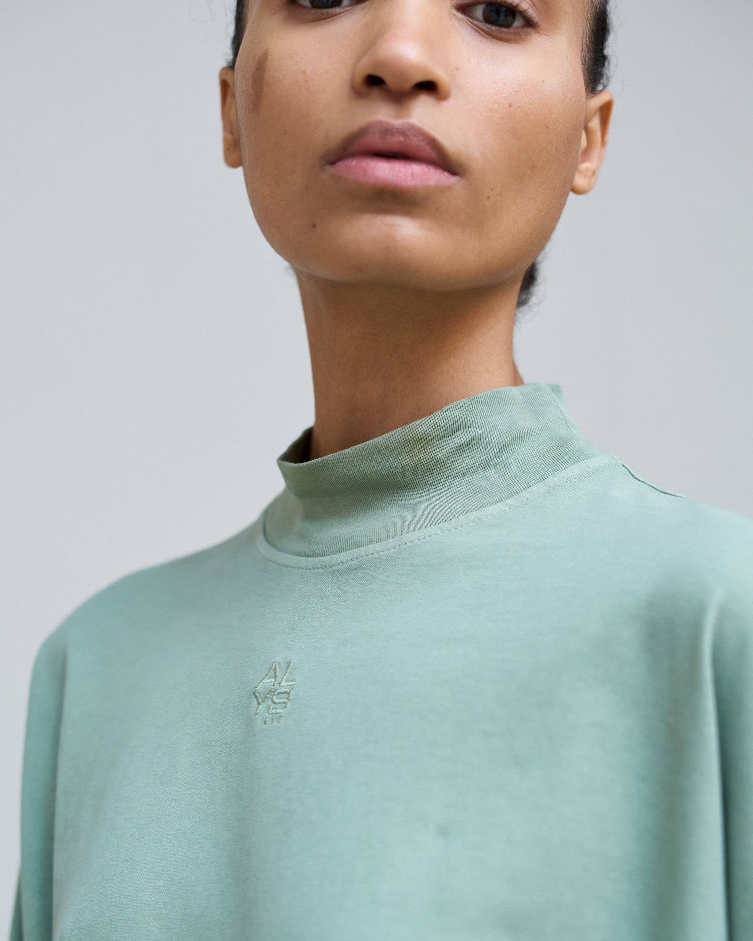 LONG SLEEVE T-SHIRT WITH EMBROIDERY SAGE