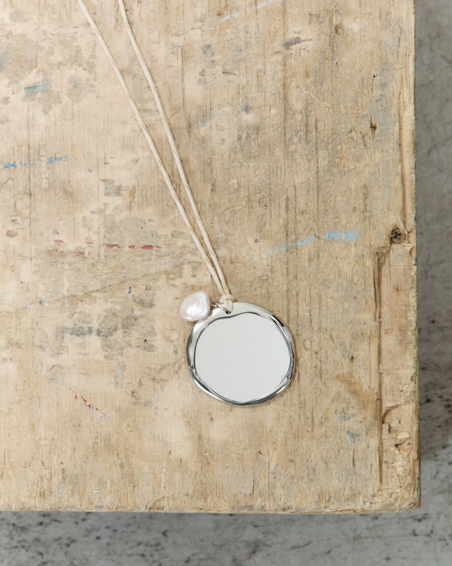 MIRROR NECKLACE