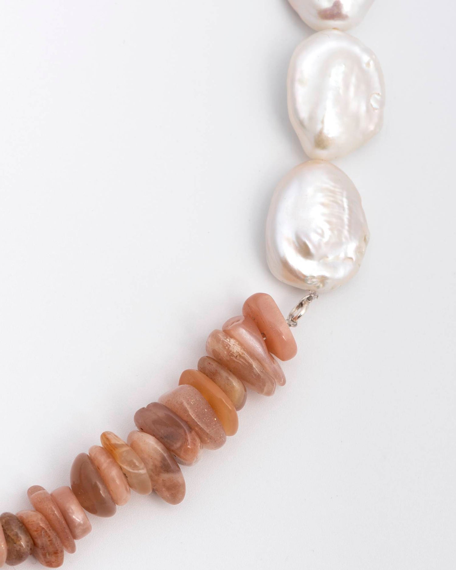 ADJUSTABLE STONE NECKLACE