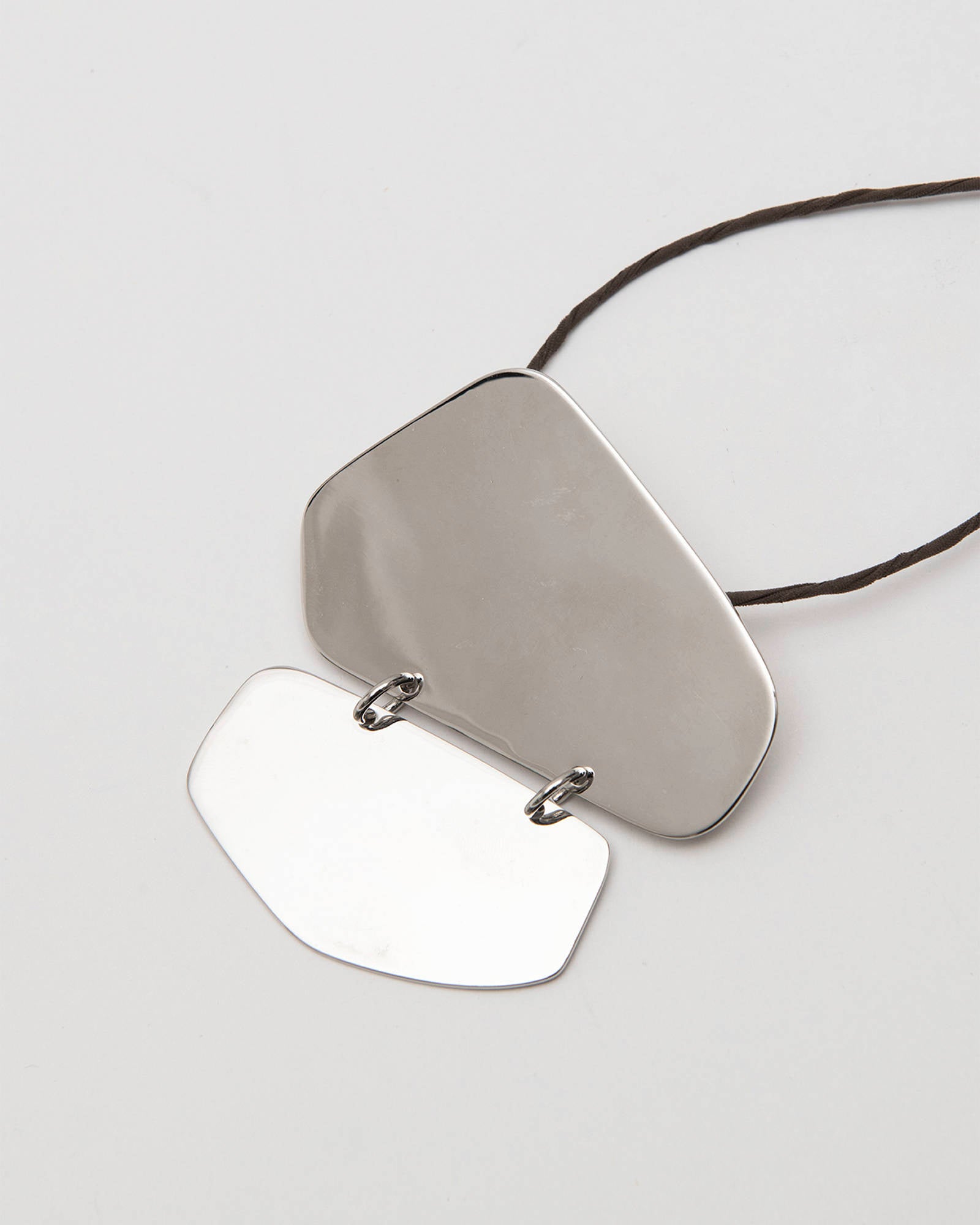 SILVER MIRROR PLATE PENDANT NECKLACE