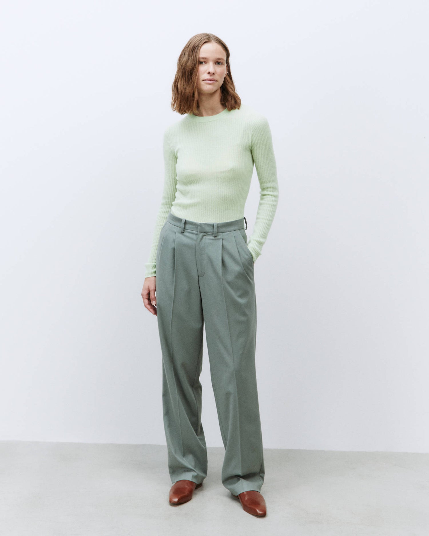 REGULAR TAILORED TROUSERS